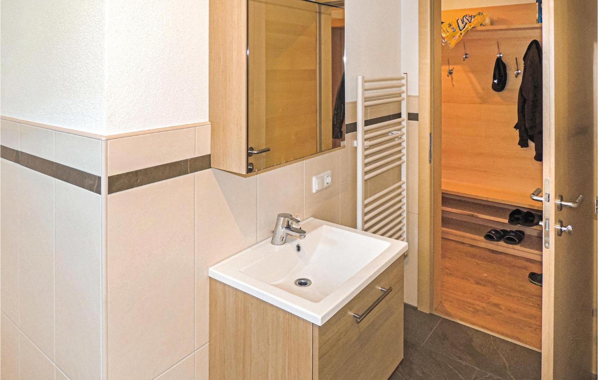 Groessere Ferienwohnung Itter Zewnętrze zdjęcie